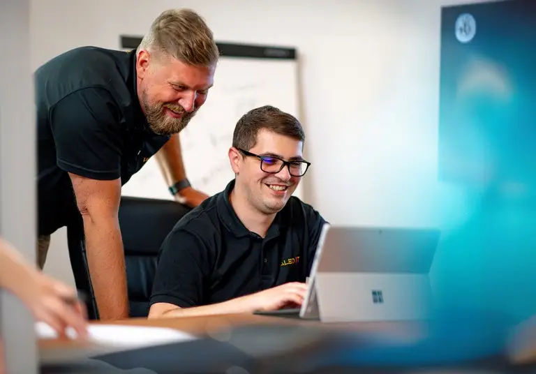 Bastian Braun und Mitarbeiter - Startseite - VALEO IT Services International GmbH