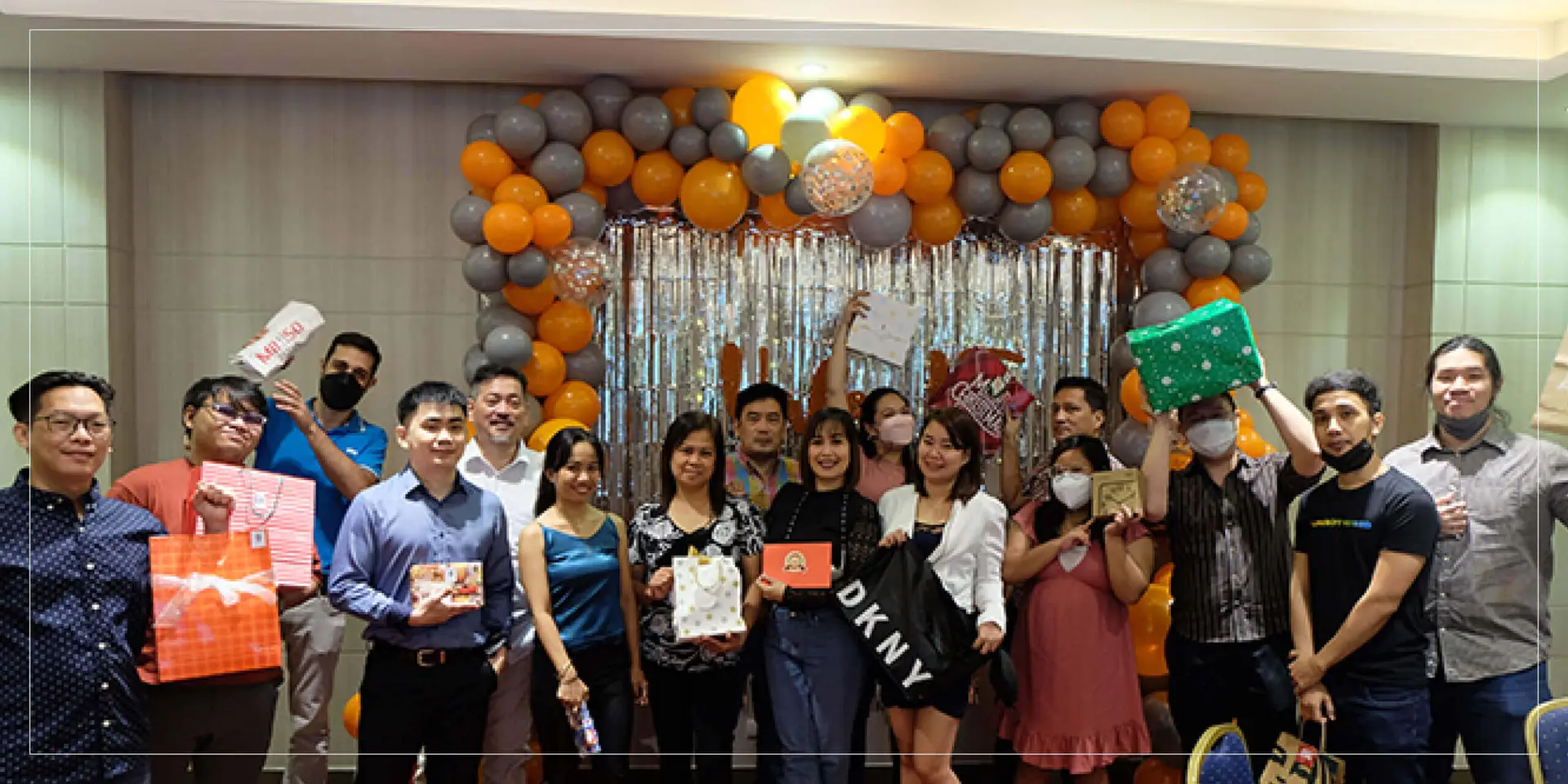 Karriere | VALEO IT Services International valeo-it-services-international-gmbh-teambuilding-impressionen-xmas-manila-1-1